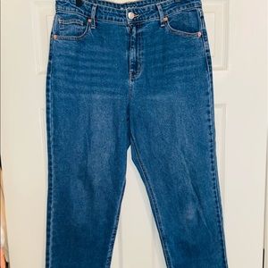 Mom jeans